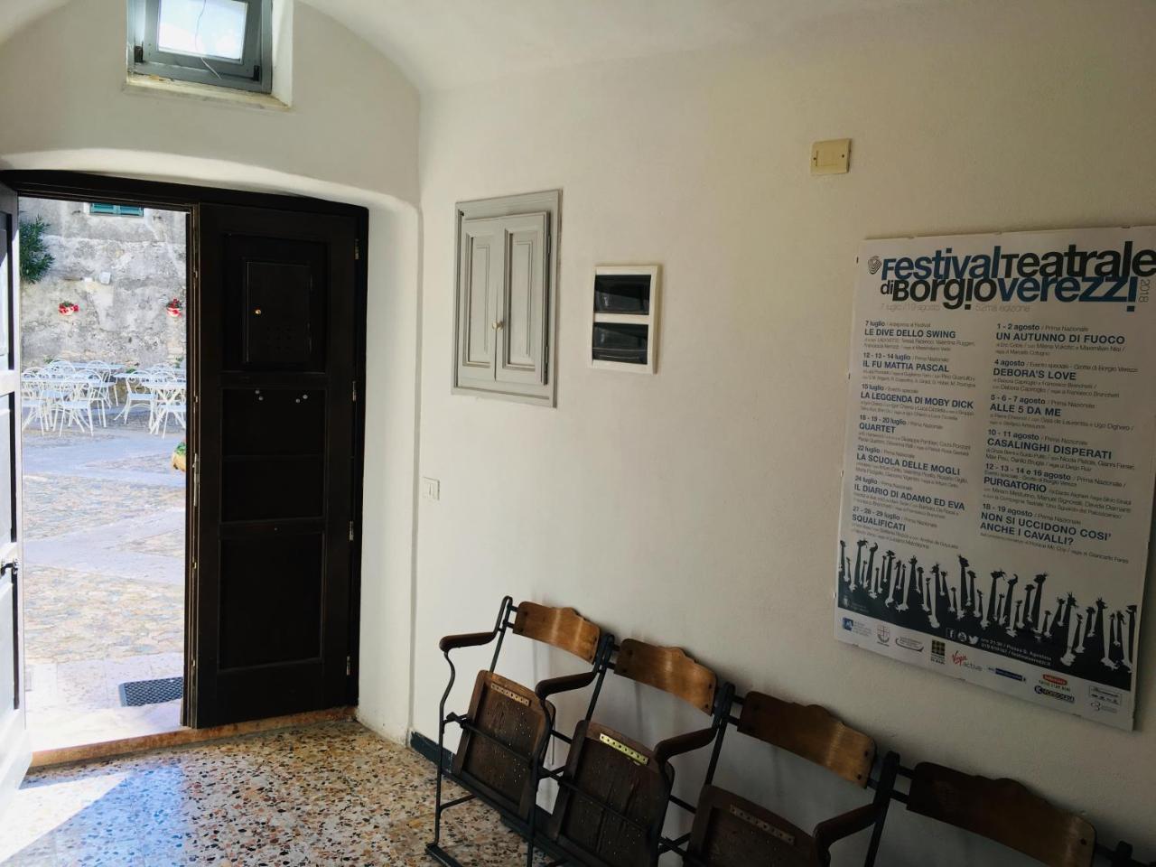 博尔焦韦雷齐Casa Del Teatro - Svegliarsi A Verezzi公寓 外观 照片